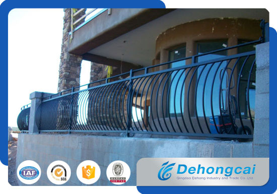 Valla de balcón de hierro recubierto de PVC de seguridad / Valla de balcón económica de hierro